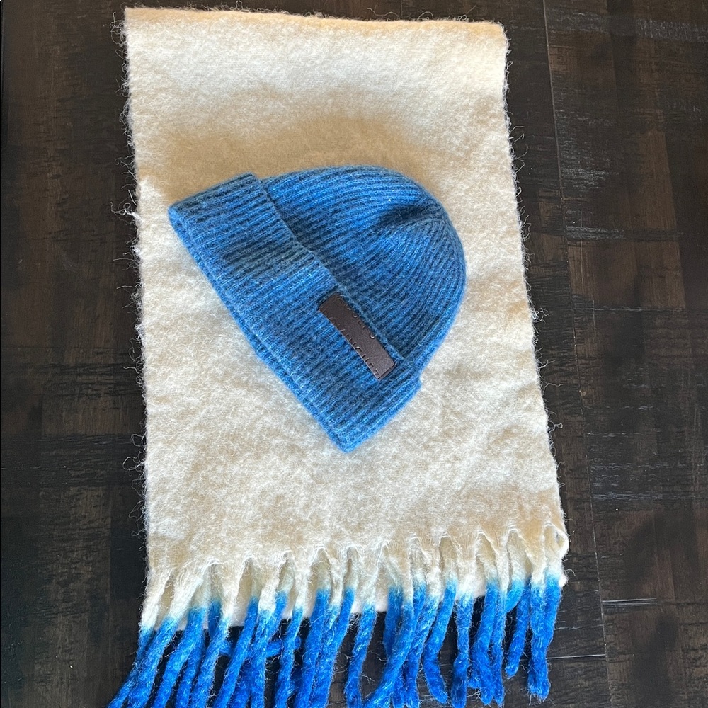 Adolfo Dominguez Blue Knit Beanie and Parfois Scarf